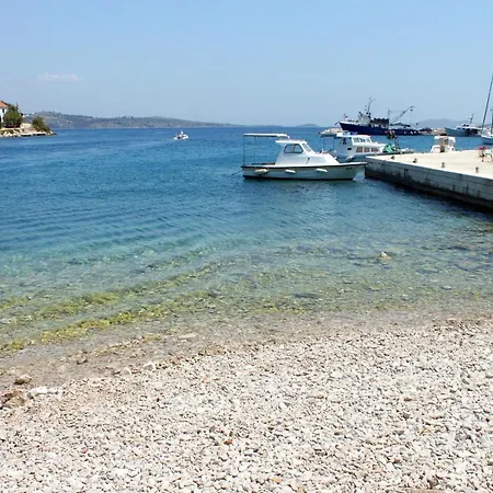 Secluded Fisherman's Cove Dragnjevica - Telascica, Dugi Otok - 902 Feriehus Sali