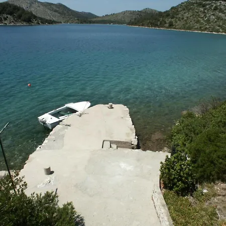 Secluded Fisherman's Cove Dragnjevica - Telascica, Dugi Otok - 902 *