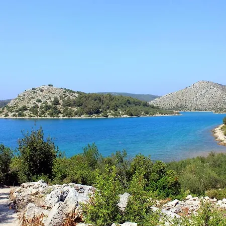 Secluded Fisherman's Cove Dragnjevica - Telascica, Dugi Otok - 902