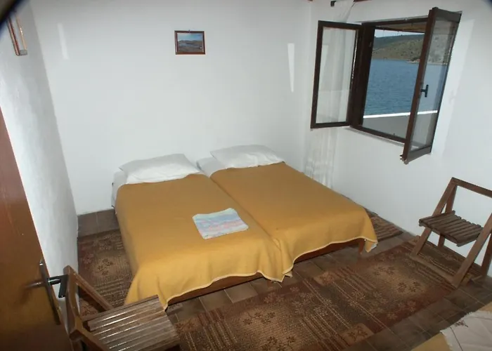 Secluded Fisherman's Cove Dragnjevica - Telascica, Dugi Otok - 902 * Sali