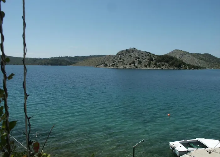 Secluded Fisherman's Cove Dragnjevica - Telascica, Dugi Otok - 902 Feriehus Sali